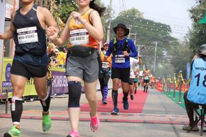 BIB: 41085, 44072
                            <button type="button" onclick="openModal(8221200)" class="btn btn-primary btn-sm float-right btn-popup" data-toggle="modal" data-target=".modal-high-quality">
                        <i class="fas fa-shopping-cart"></i> Add to Cart
                    </button>
                                            <button type="button" onclick="isThisMe(8221200, true)" class="btn btn-success btn-sm float-right btn-popup btn-isme hidden" data-toggle="tooltip" data-placement="bottom" title="นี่คือรูปของคุณใช่ไหม คลิกที่นี่เพื่อเอาเข้าอัลบั้ม">
                        <i class="fas fa-plus"></i> Add to album
                    </button>
                    <button type="button" onclick="isThisMe(8221200, false)" class="btn btn-warning btn-sm float-right btn-popup btn-isnotme hidden">
                        <i class="fas fa-ban"></i> Remove from album
                    </button>